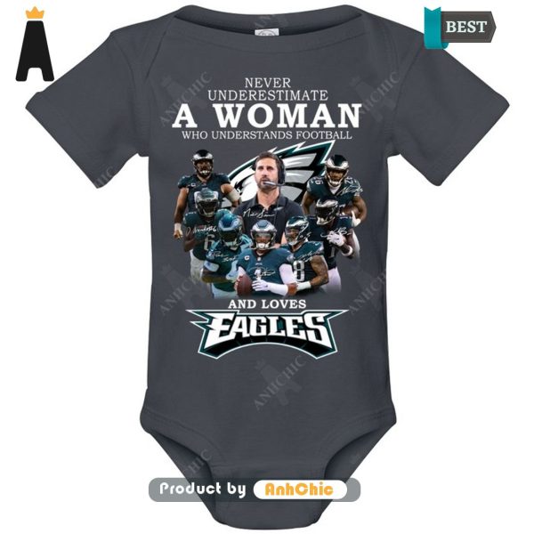 [AVAILABLE] Never Underestimate A Woman Who Understands Football And Loves EAGLES Luxury Comfort T-Shirt